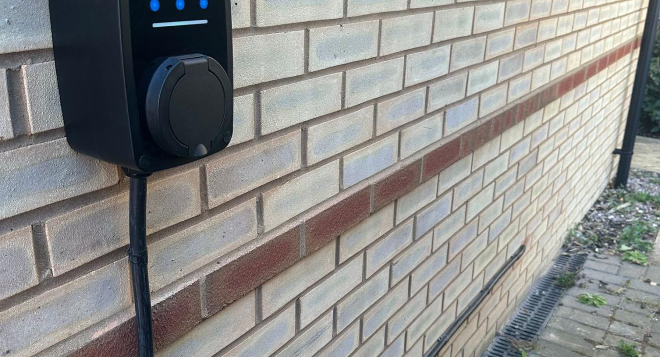OHme EV Car Charging Point Installed in Wixams