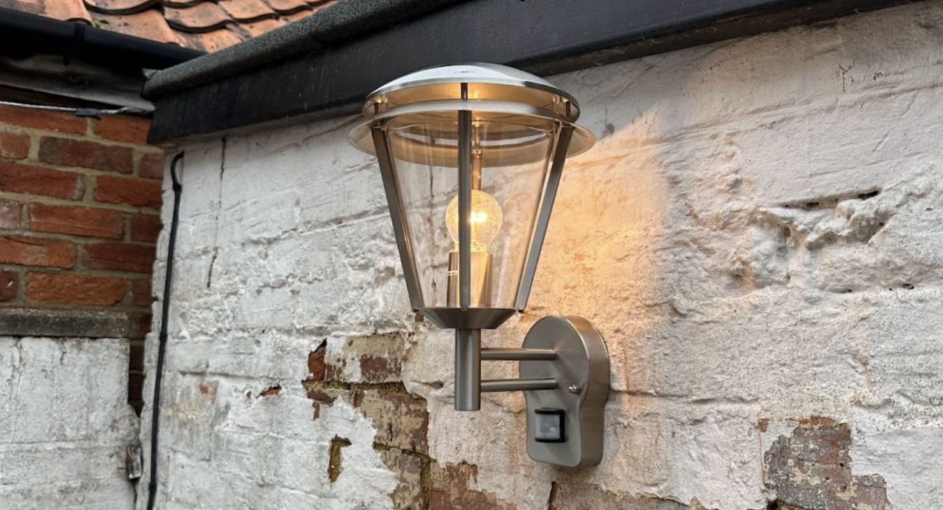Outdoor light installed by NRG Electrical