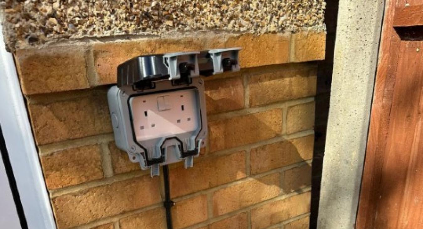 Need Safe Garden Power Outdoor Socket Installation in Barton le Clay